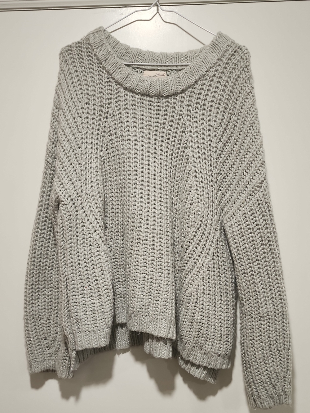 Universal Thread Light Gray Chunky Crewneck Sweater